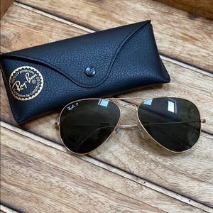 Ray-Ban Aviator Classic Polarized Sunglasses
